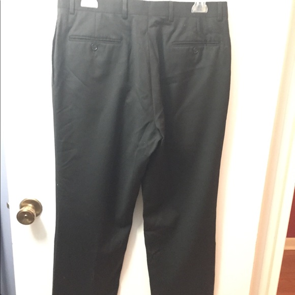 Men’s Tommy Hilfiger black dress pants 34x30 - Picture 2 of 3